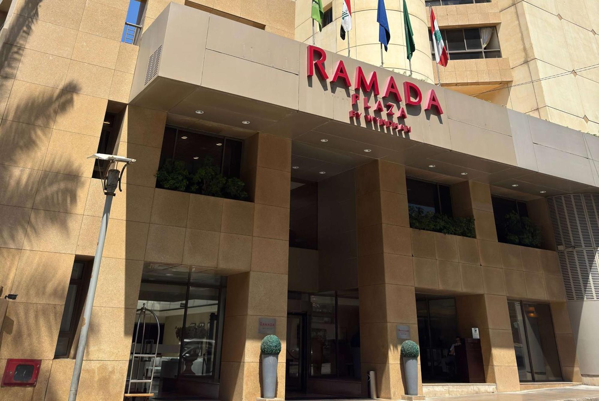 Ramada Plaza By Wyndham Beirut Raouche Hotell Eksteriør bilde