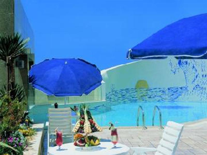 Ramada Plaza By Wyndham Beirut Raouche Hotell Eksteriør bilde